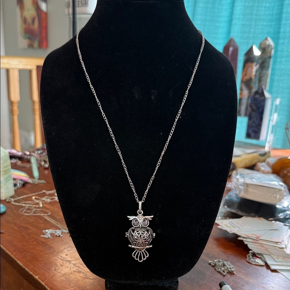 Silver Owl Pendant Necklace